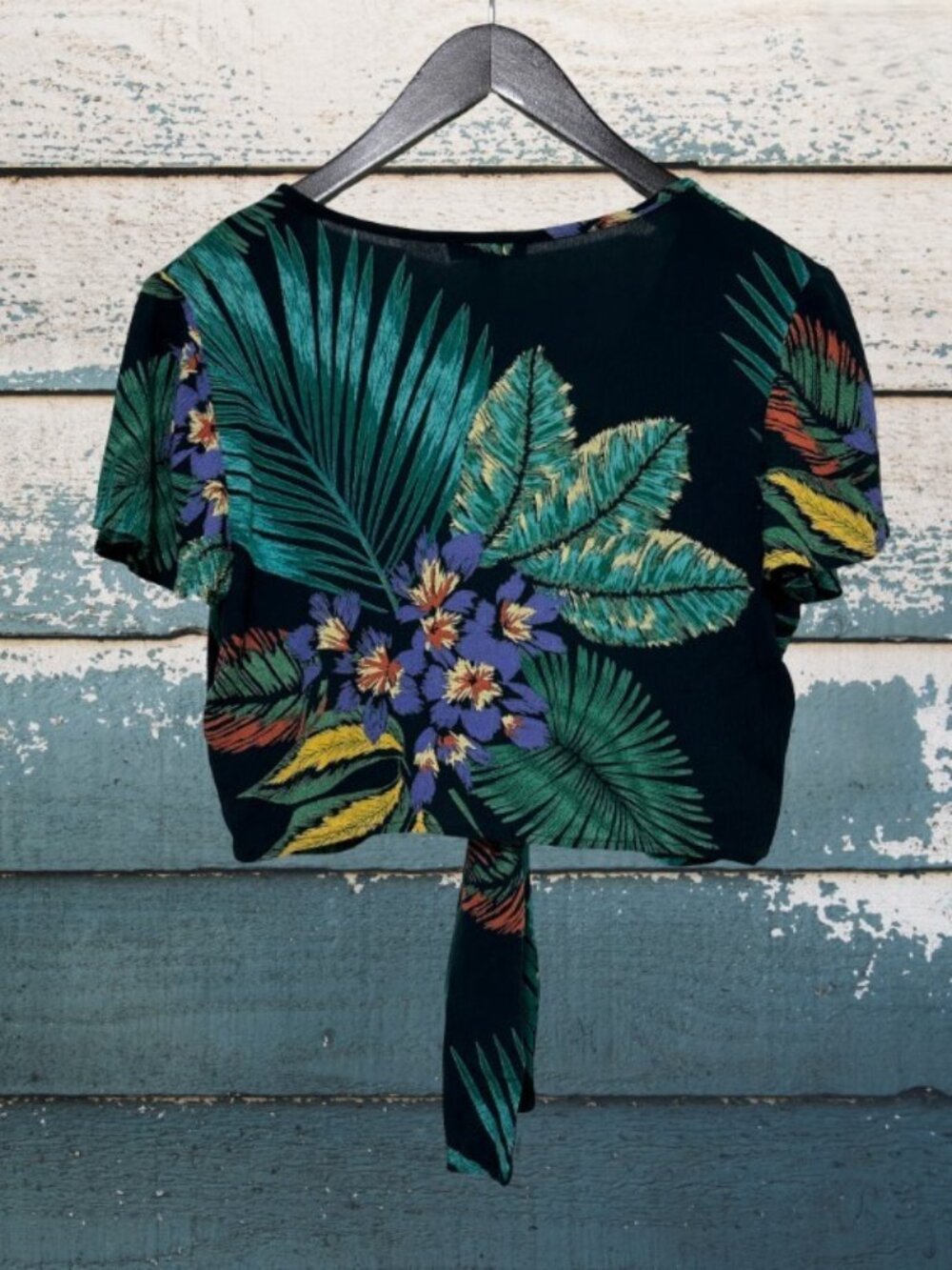 Patrons of Peace Tropical Jungle Palm Tie-Front Crop Top - Size Small - Picture 3 of 11